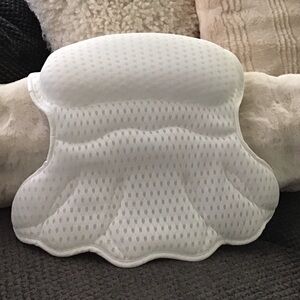 Ozyalo bath pillows